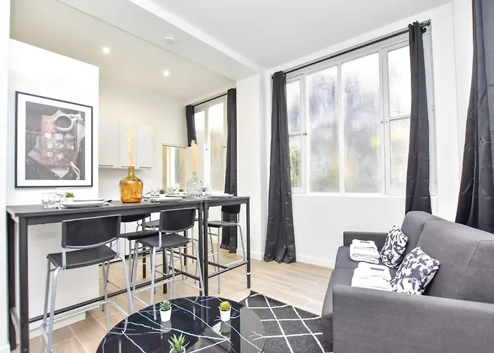 Modern 3bd For 8 Guests In Bastille Voltaire *