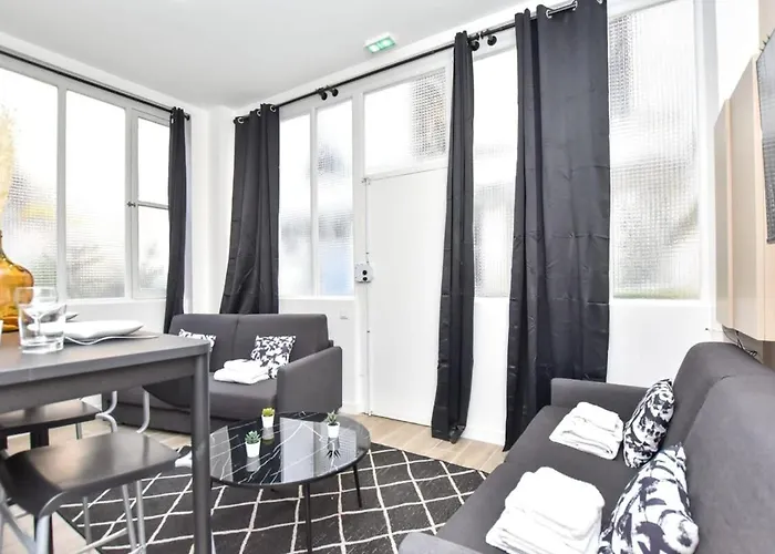 Modern 3bd For 8 Guests In Bastille Voltaire *