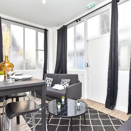 Modern 3bd For 8 Guests In Bastille Voltaire * Párizs